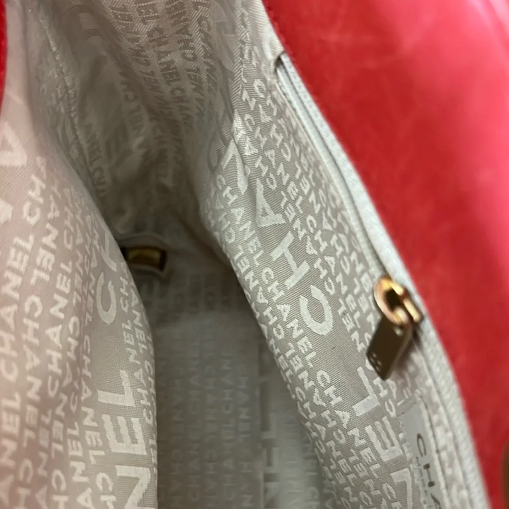 Chanel Lucky Charm Limited Edition Lambskin Tote - Picture 17 of 17